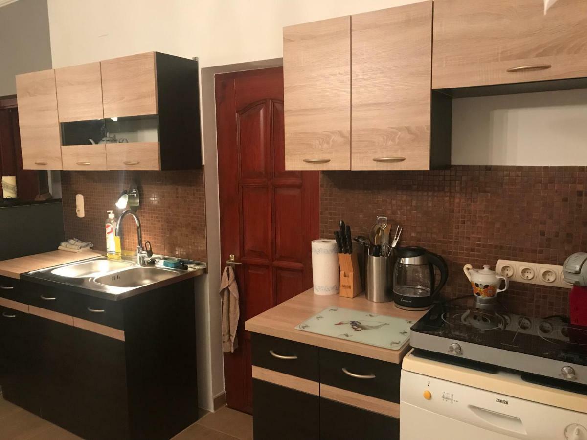 شقة Eden Apartman Algyo المظهر الخارجي الصورة